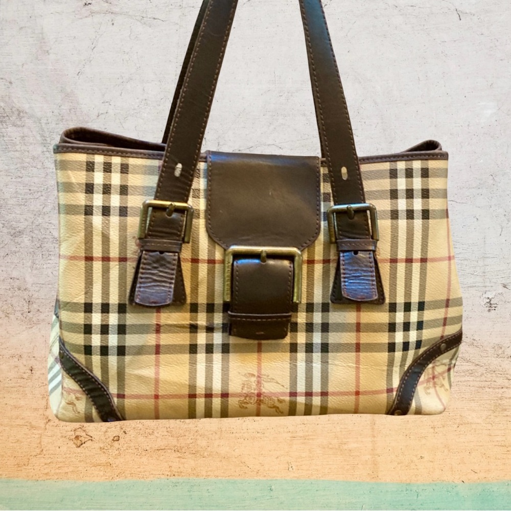 Burberry Haymaker Buckle handbag vintage VGC
